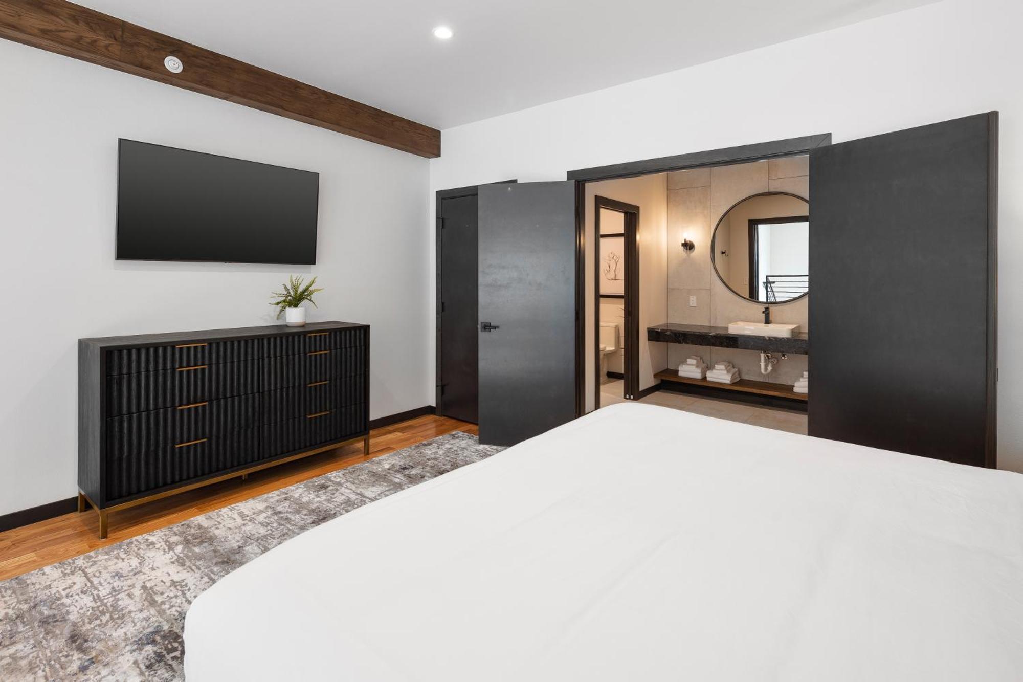 Appartamento Mcgregor & Main - Luxury Lofts Hill City Esterno foto